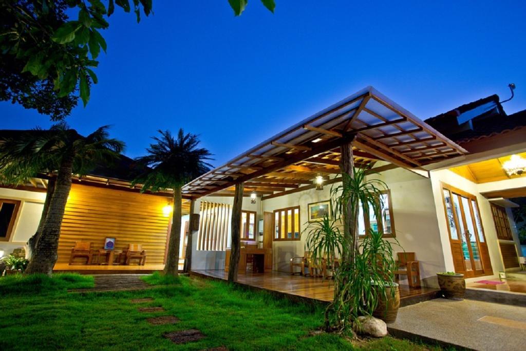 Tree Home Plus Nakhon Si Thammarat Ngoại thất bức ảnh