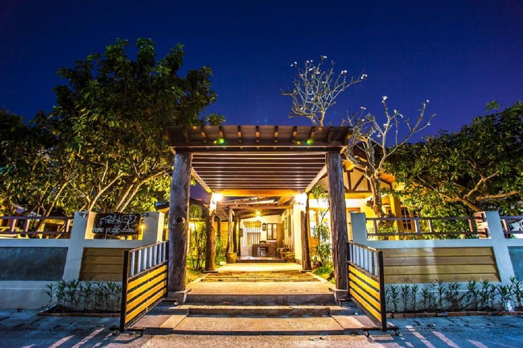 Tree Home Plus Nakhon Si Thammarat Ngoại thất bức ảnh